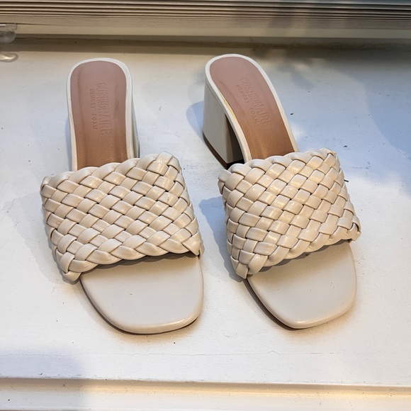 Cushionaire Memory Foam Block Heels - Picture 1 of 2